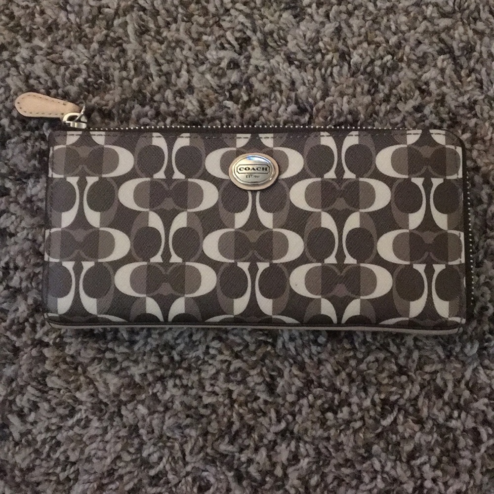 Coach wallet